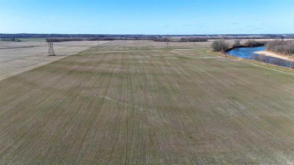 Aerial field and river view for Knox County land auction