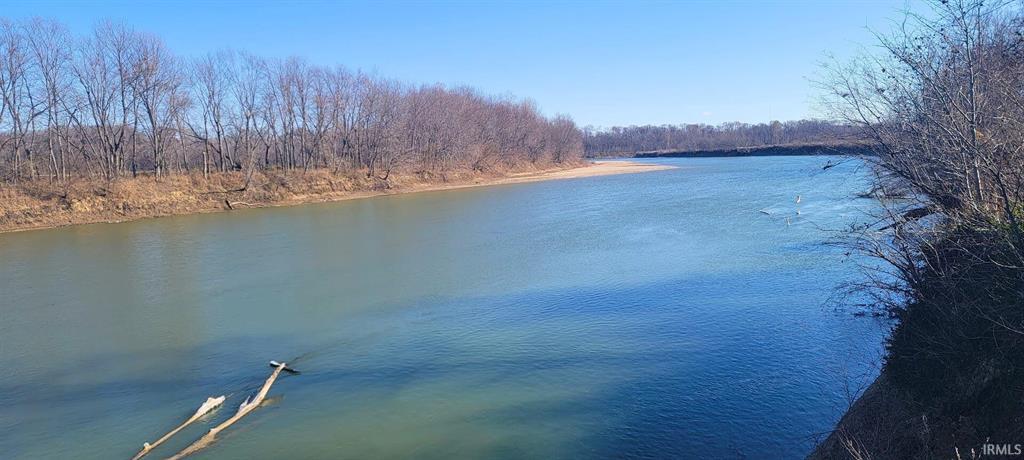 River view for 219.79 acre Knox County land auction
